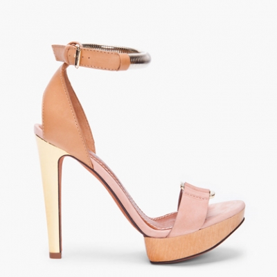 Peach Suede Sandals | LadyLUX - Online Luxury Lifestyle, Technology and Fashion Magazine