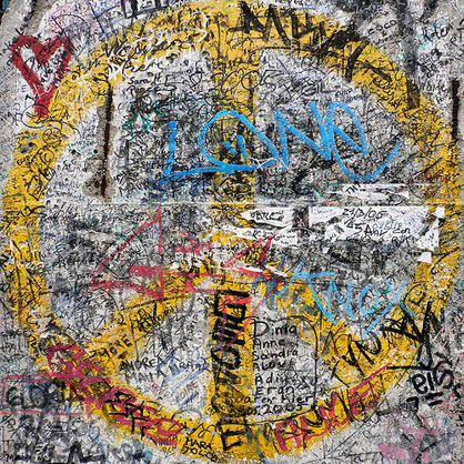BerlinWall2_1253665539.jpeg