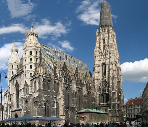 Lux Travel Best Cities To Visit During The Fall Ladylux Lux Travel Best Cities To Visit During The Fall Ladylux