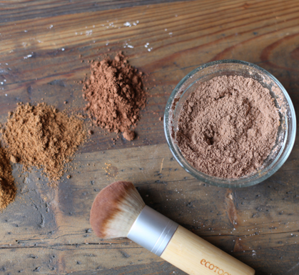 Summer DIY: Natural Bronzer