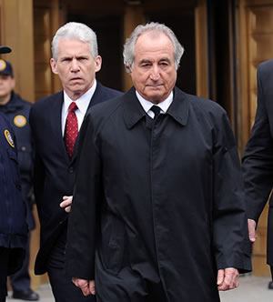 fp_1983730_bernard_madoff_leaves_court_in_manhattan000x0300x332_1238633135.jpg