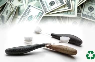 Eco-LUX: Toothbrushes Made with Recycled ‘Cash’