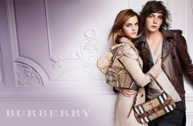 Burberry Fall Fashion Show Goes 3D