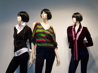 New fashion website gets clue from Hollywood