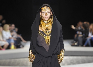 LUX Style File: Paris Fashion Week, Givenchy Goes Political