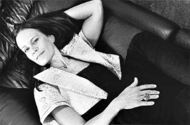 Julie Gilhart leaves Barney’s NY and Daniella Vitale joins