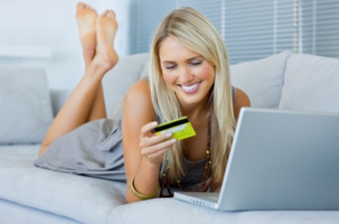 British shoppers take to the Web on Boxing Day