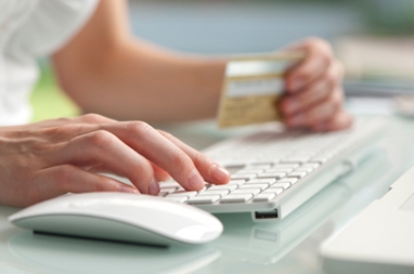 E-Commerce Drives Luxe Retailers’ Growth