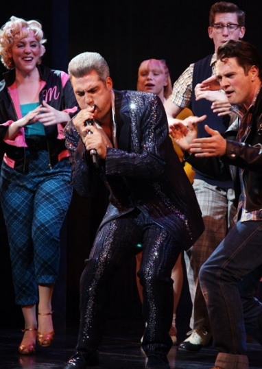 Taylor Hicks in Grease at the Pantages Theatre!