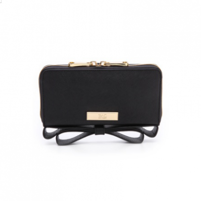 Sophisticated Leather Wristlet | LadyLUX - Online Luxury Lifestyle, Technology and Fashion Magazine