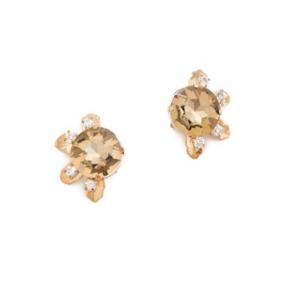 Hestia Stud Earrings | LadyLUX - Online Luxury Lifestyle, Technology and Fashion Magazine