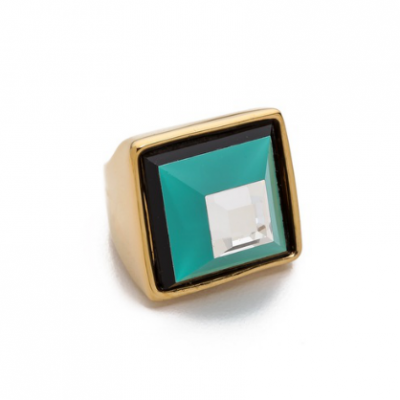 Bright Cocktail Ring | LadyLUX - Online Luxury Lifestyle, Technology and Fashion Magazine