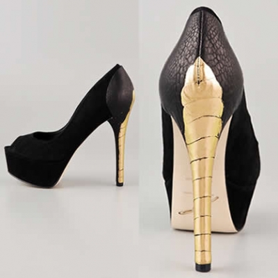 Blayne Suede Pumps | LadyLUX - Online Luxury Lifestyle, Technology and Fashion Magazine