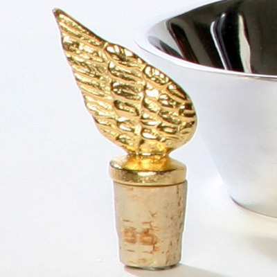 Wing Bottle Stopper | LadyLUX - Online Luxury Lifestyle, Technology and Fashion Magazine