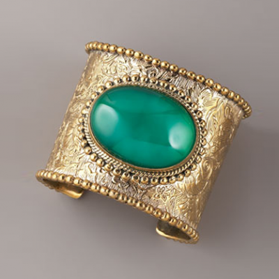 Green Agate Cuff | LadyLUX - Online Luxury Lifestyle, Technology and Fashion Magazine