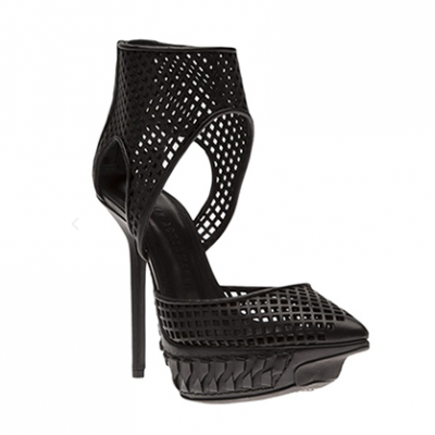 Perforated Platform Pumps | LadyLUX - Online Luxury Lifestyle, Technology and Fashion Magazine