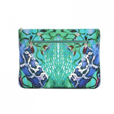 Snake Print Clutch | LadyLUX - Online Luxury Lifestyle, Technology and Fashion Magazine