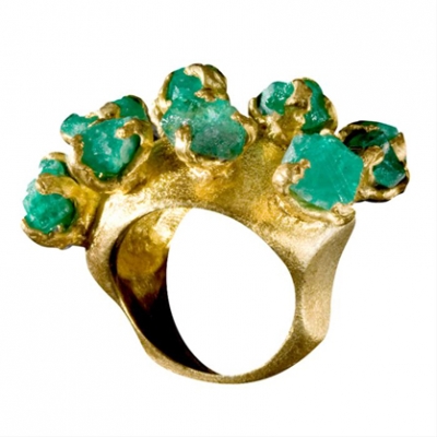 Emerald Arbolito Ring | LadyLUX - Online Luxury Lifestyle, Technology and Fashion Magazine